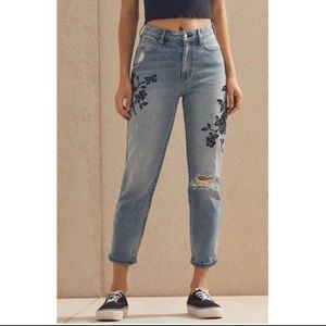 PacSun embroidered mom jeans
